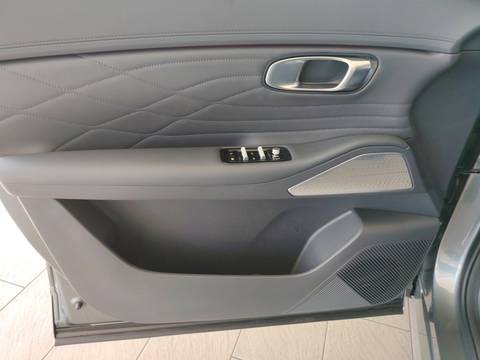 2026 Geely Starray EM-i — sličica 12