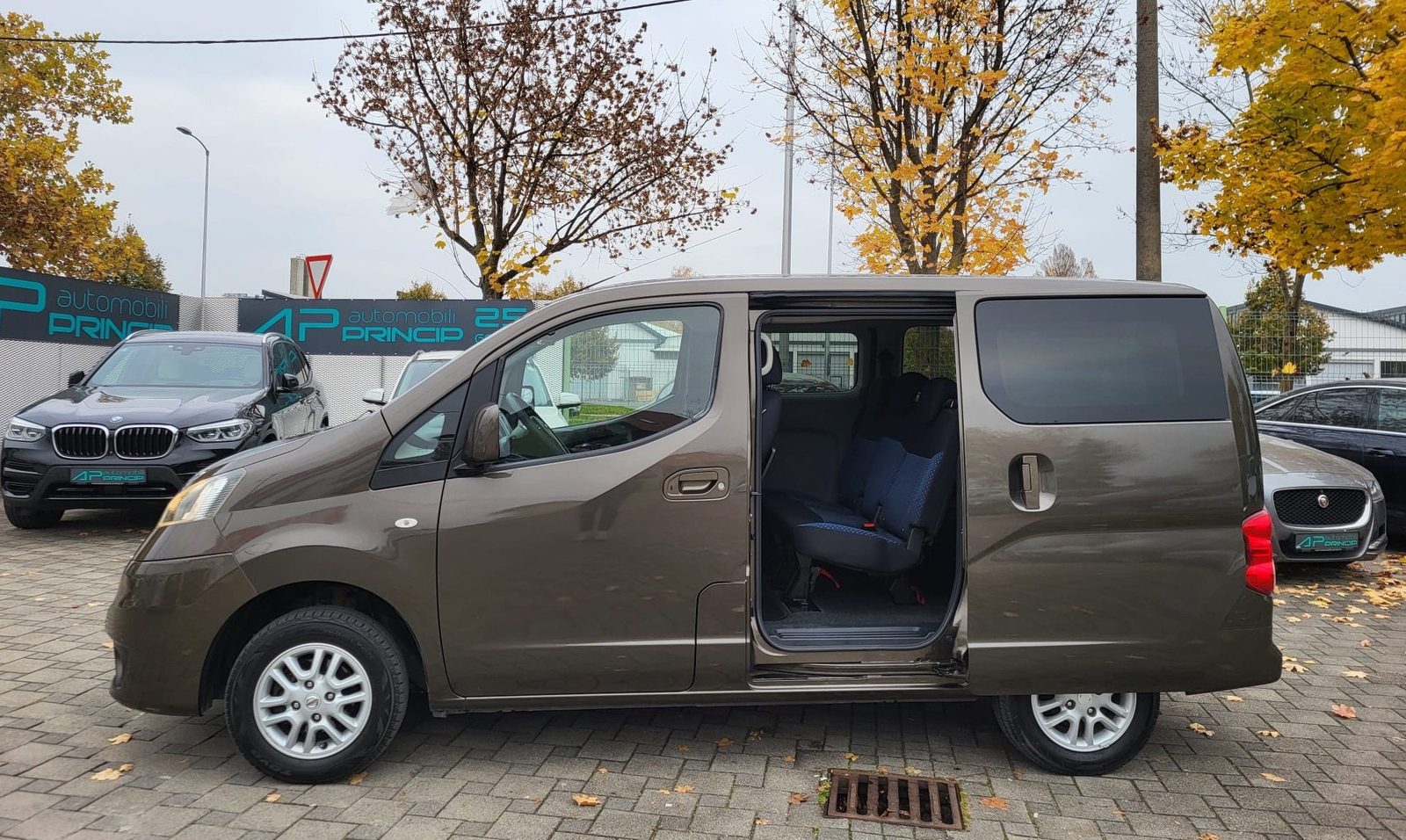 2013 Nissan Nv200 — fotografija 3