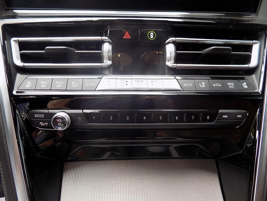 2019 BMW Serija 8 — fotografija 18