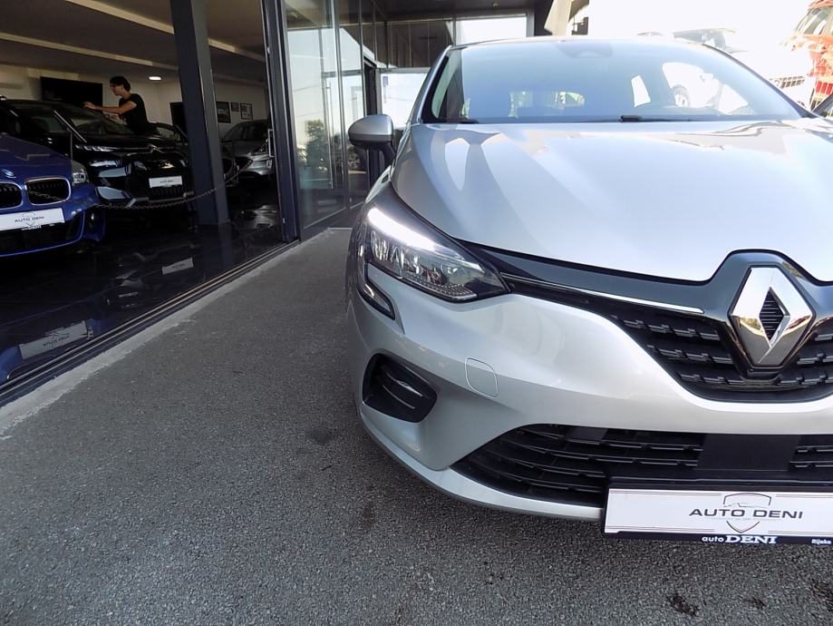 2020 Renault Captur — fotografija 19