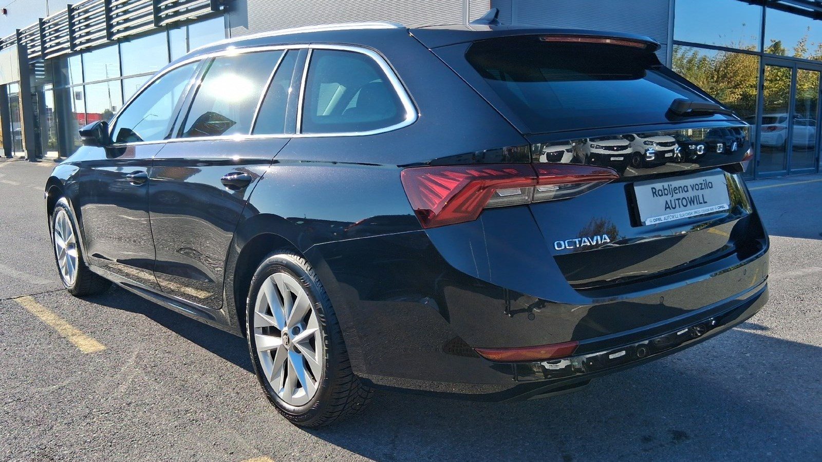 2023 Škoda Octavia — fotografija 5