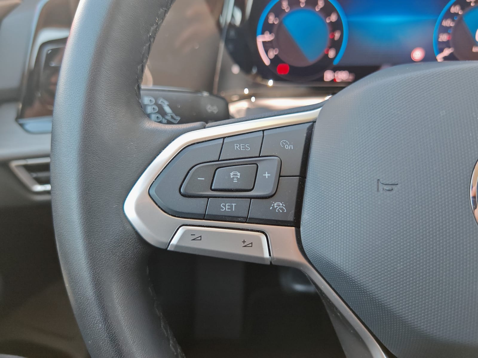 2023 Volkswagen Golf — fotografija 13