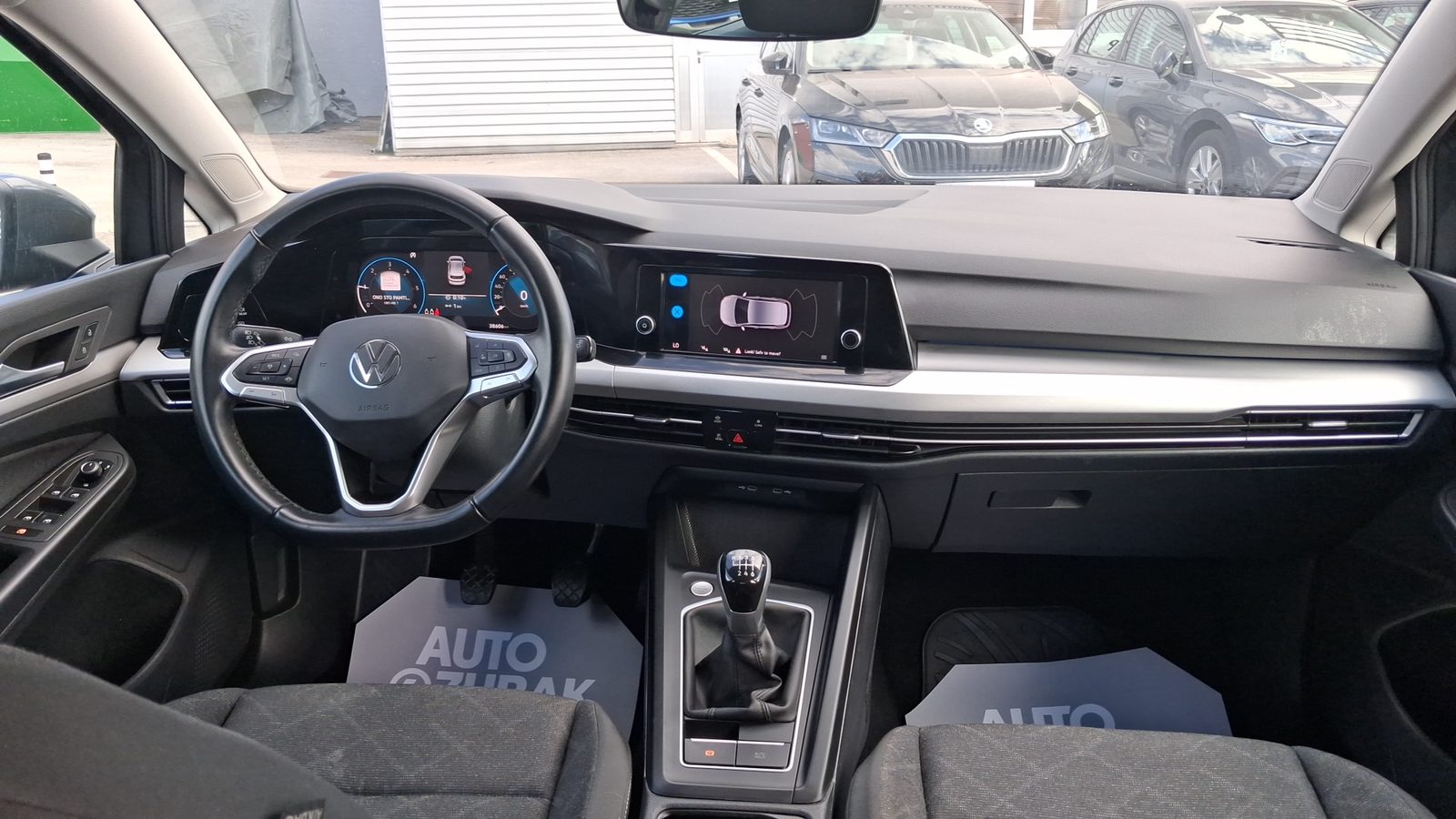2024 Volkswagen Golf — fotografija 11