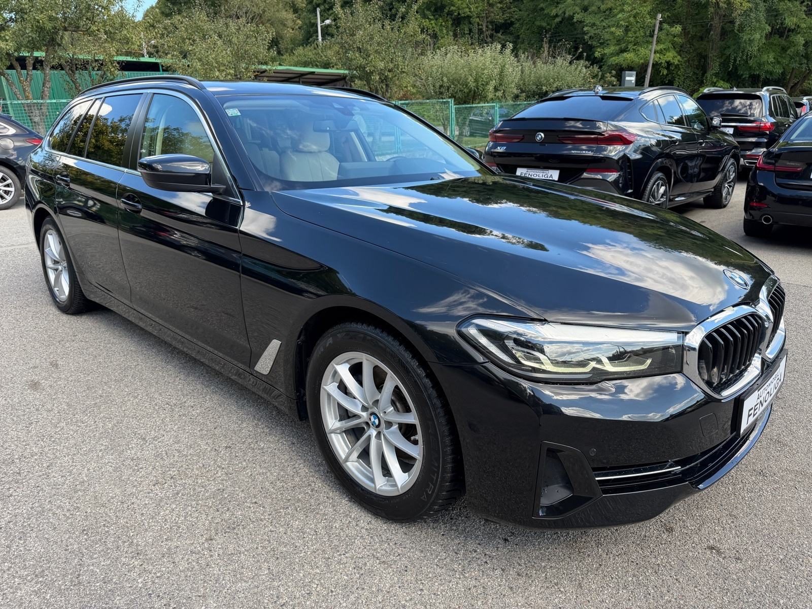 2021 BMW Serija 5 — fotografija 3