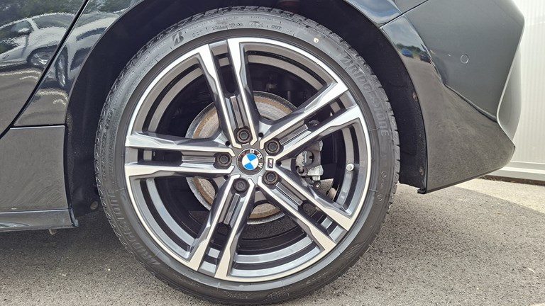 2023 BMW Serija 1 — fotografija 26