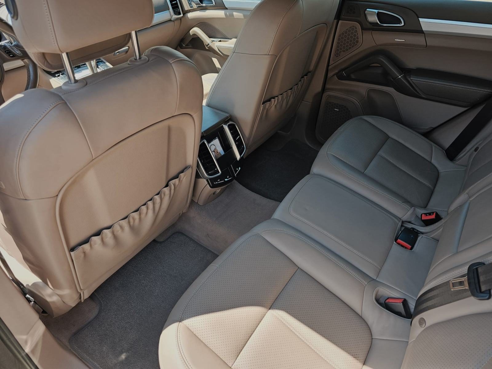 2011 Porsche Cayenne — fotografija 10