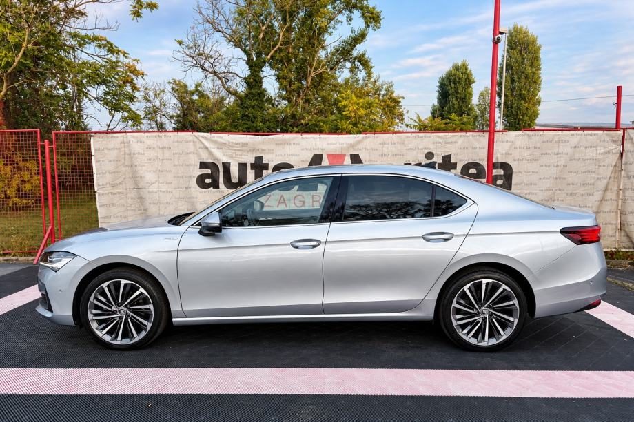 2024 Škoda Superb — fotografija 3
