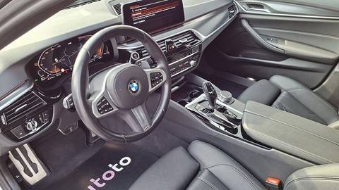 2023 BMW Serija 5 — sličica 5