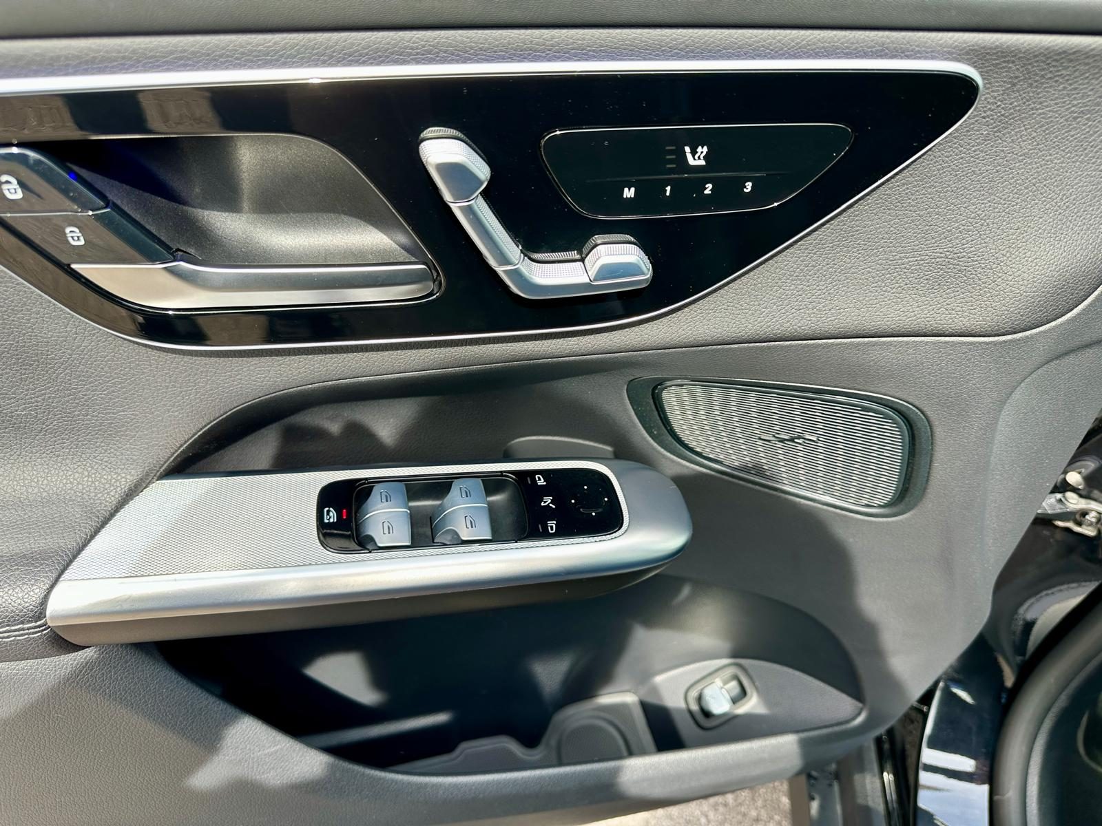 2024 Mercedes-Benz GLC — fotografija 17