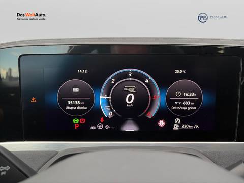 2025 Volkswagen Passat R-Line — sličica 15