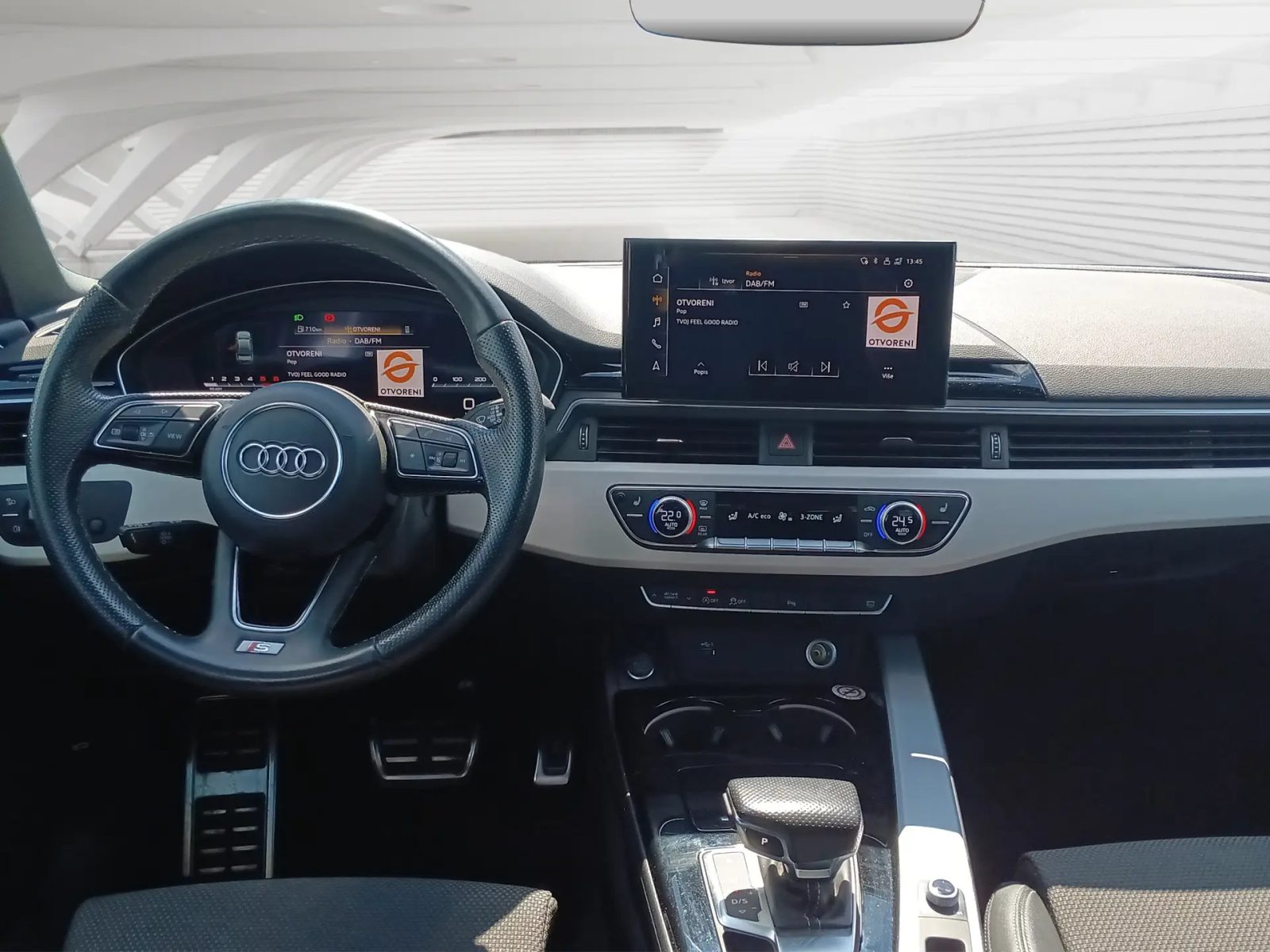 2023 Audi A4 — fotografija 10