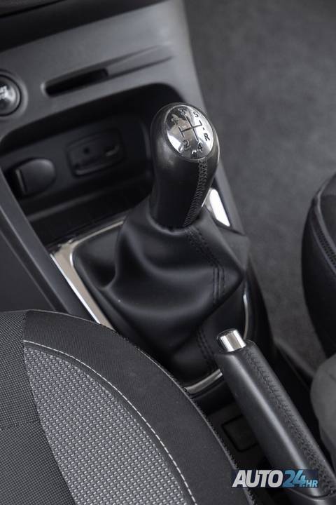2015 Renault Captur — sličica 21