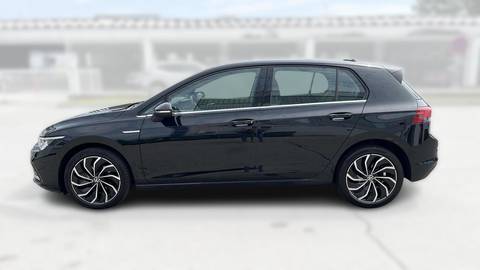 2023 Volkswagen Golf — sličica 4