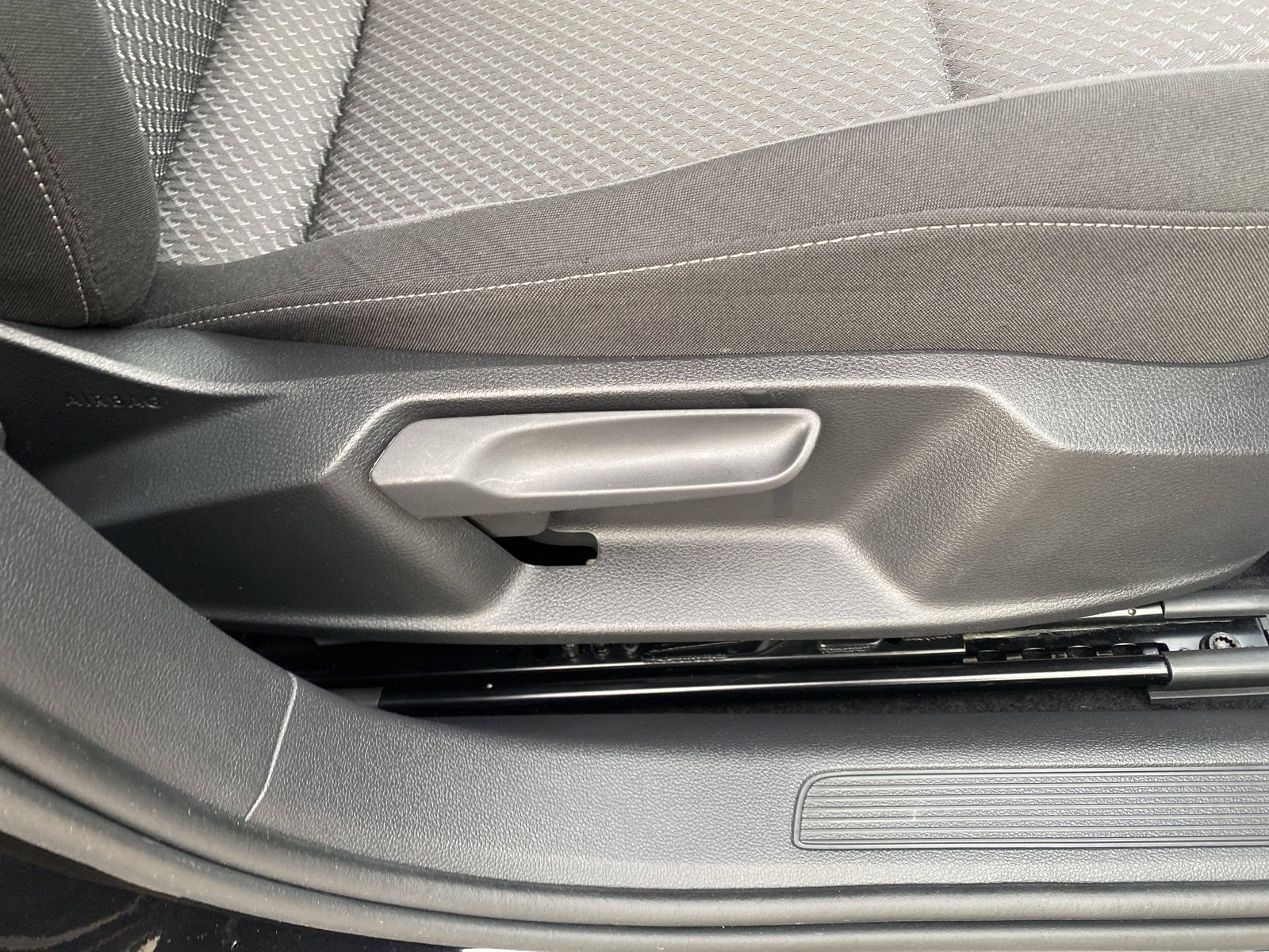 2020 Volkswagen Passat Variant — fotografija 17