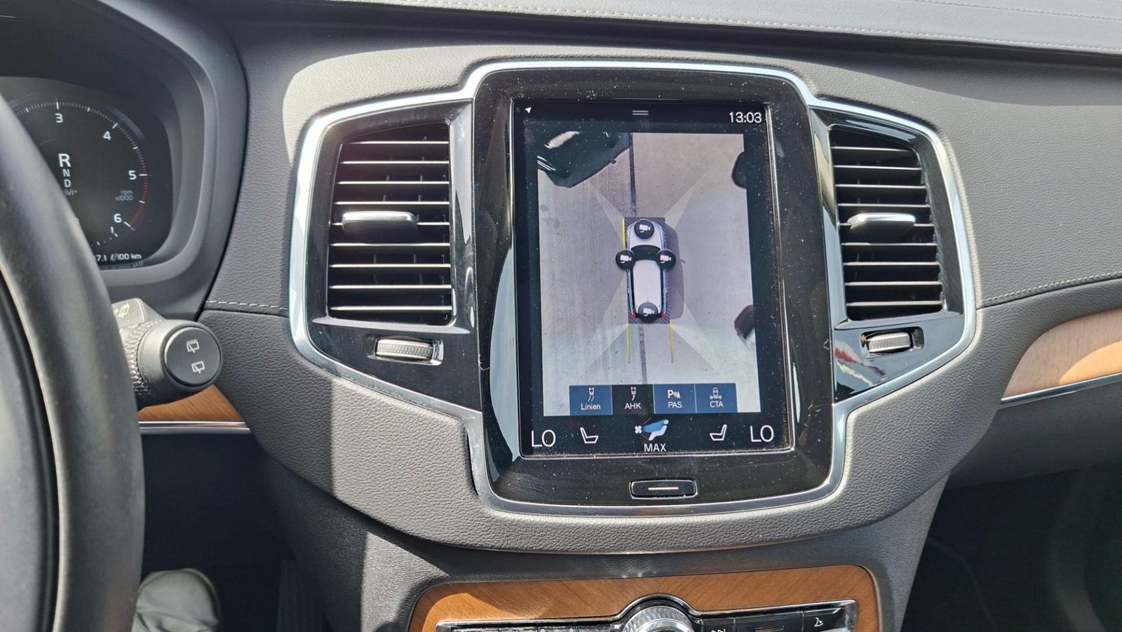 2022 Volvo XC90 — fotografija 17
