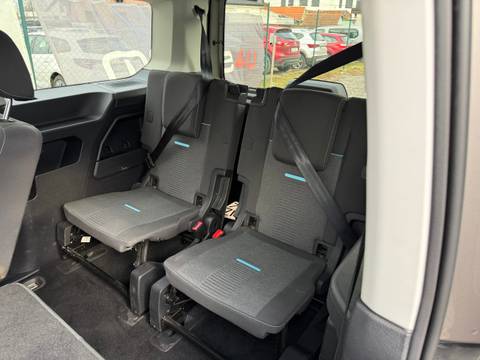 2024 Ford Tourneo Connect — sličica 8