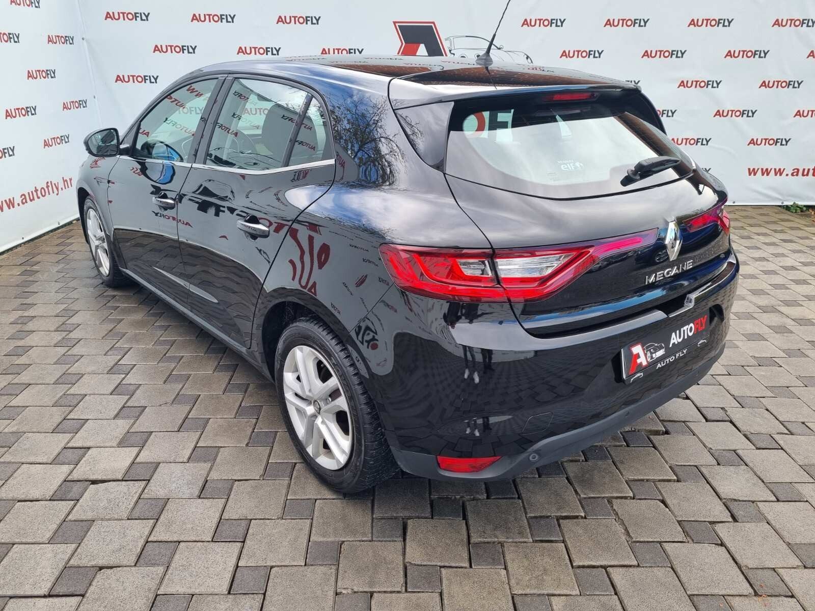 2019 Renault Megane — fotografija 6