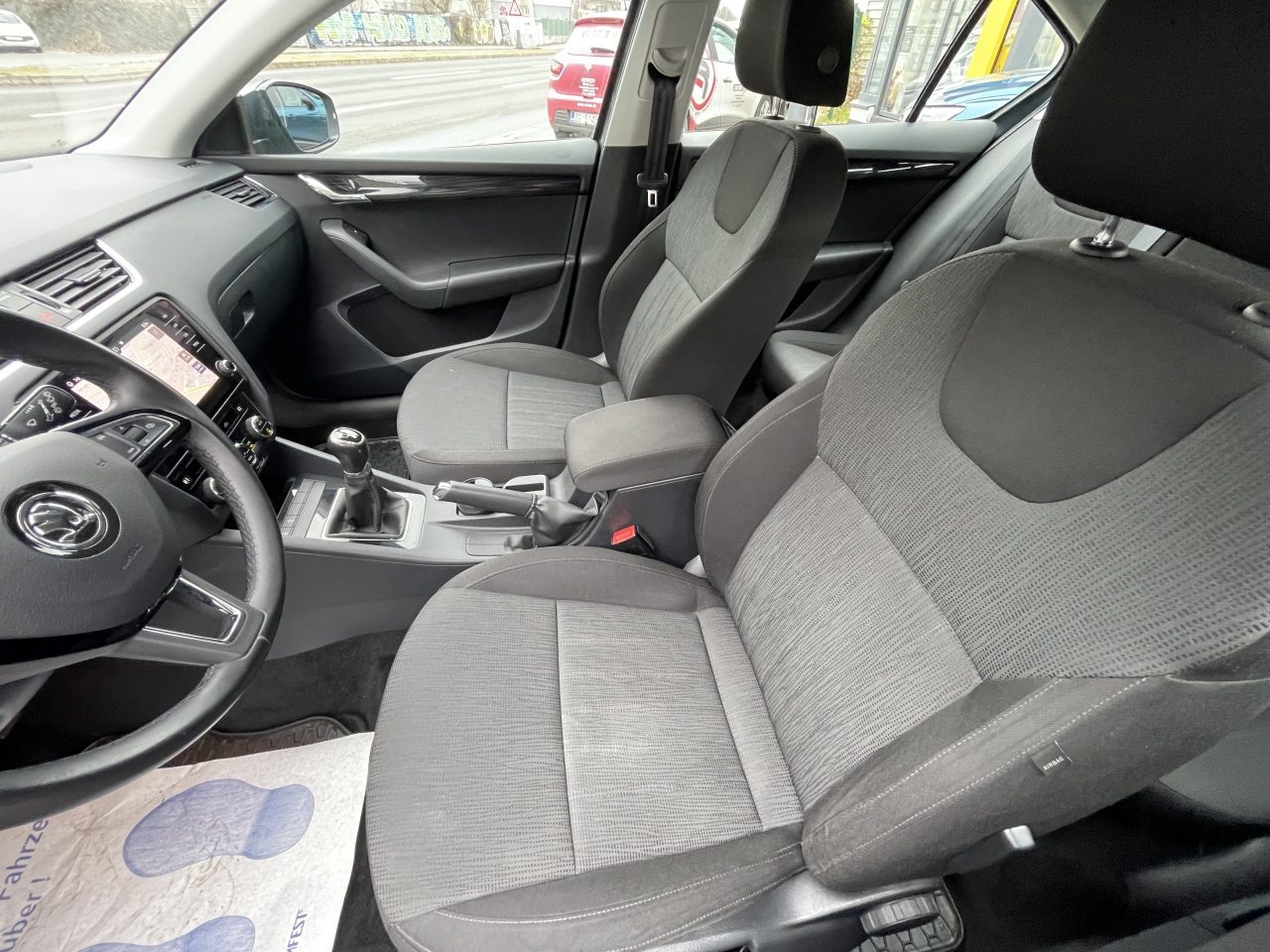 2019 Škoda Octavia — fotografija 15