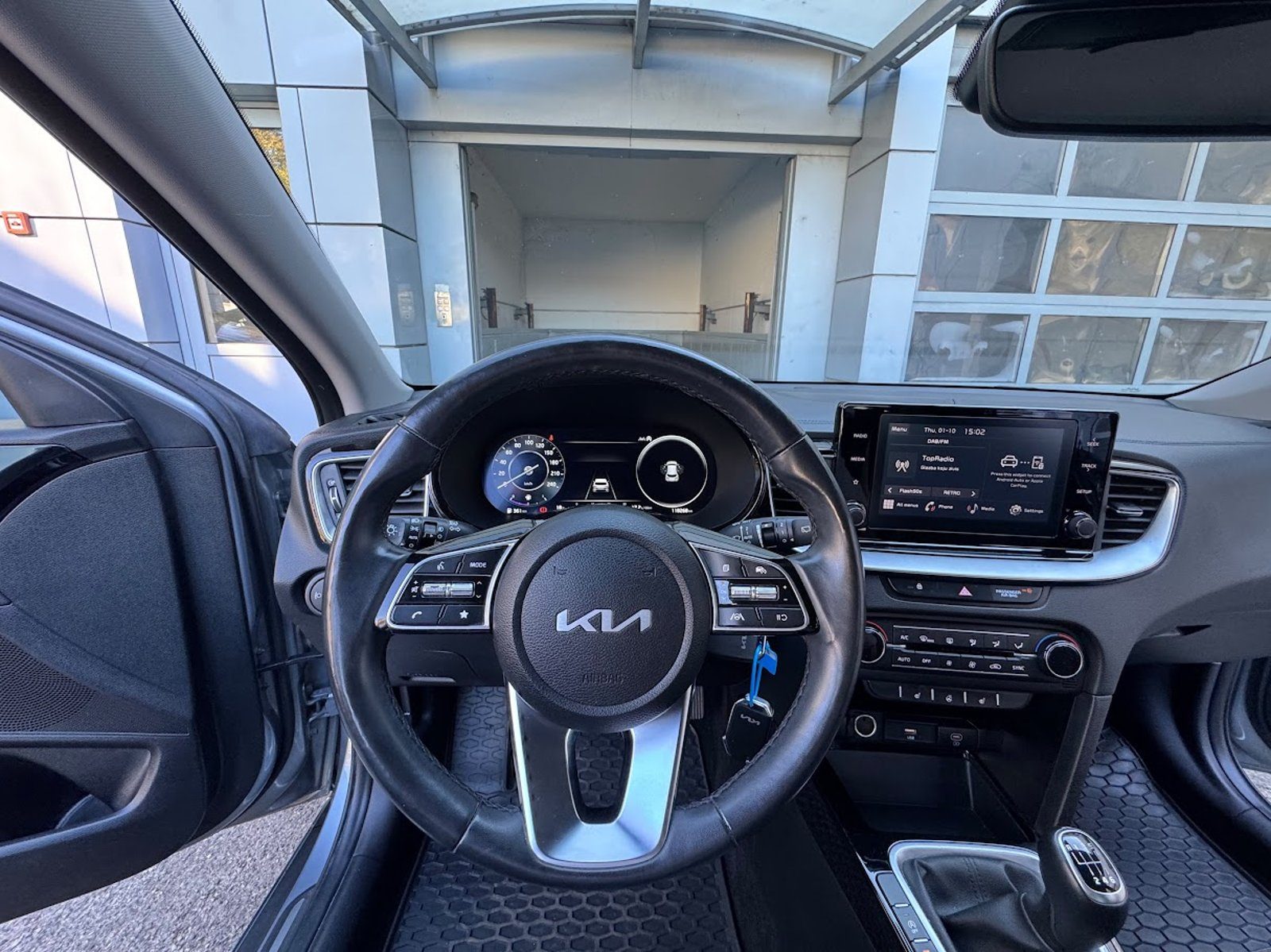 2023 Kia Ceed — fotografija 9