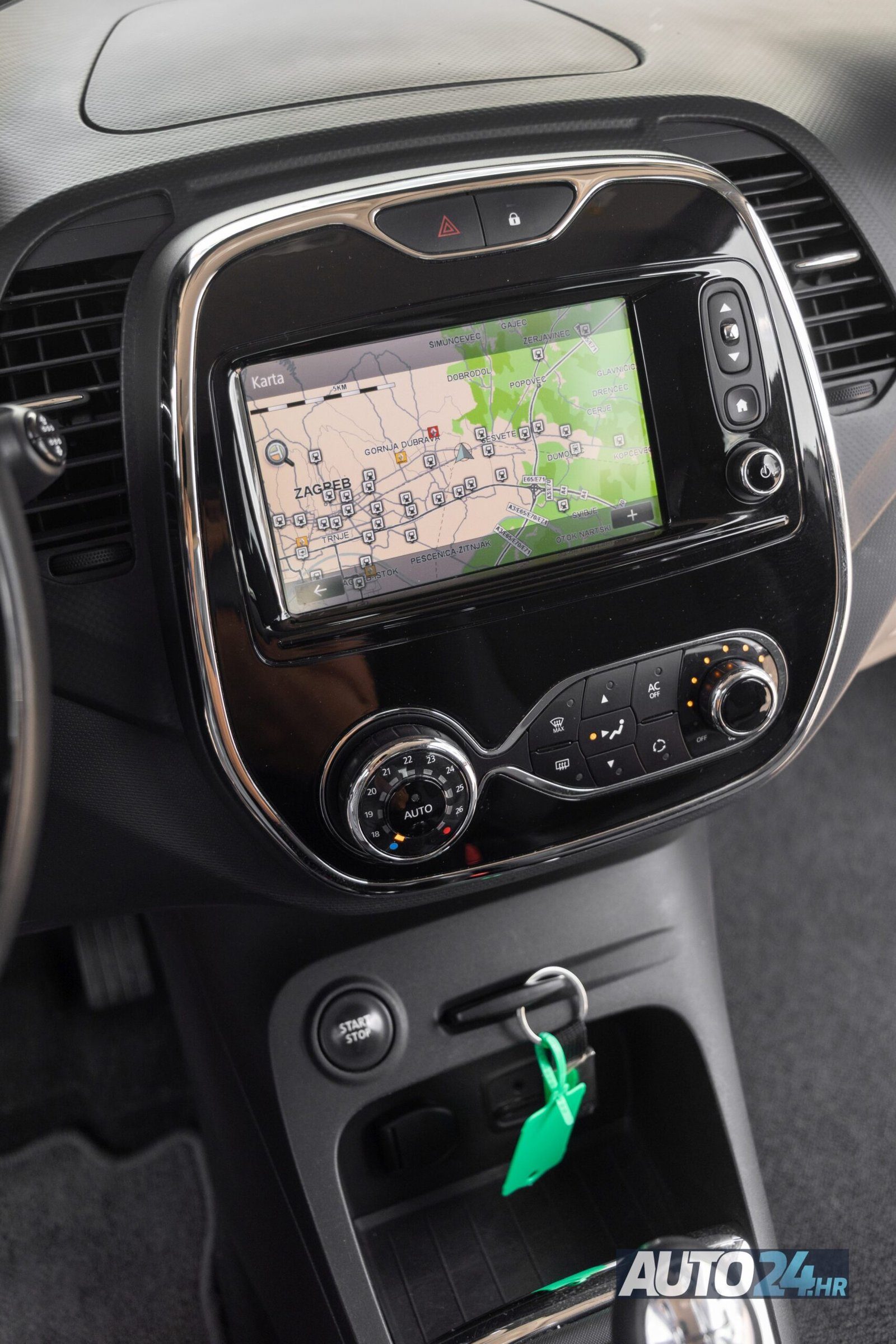 2015 Renault Captur — fotografija 18