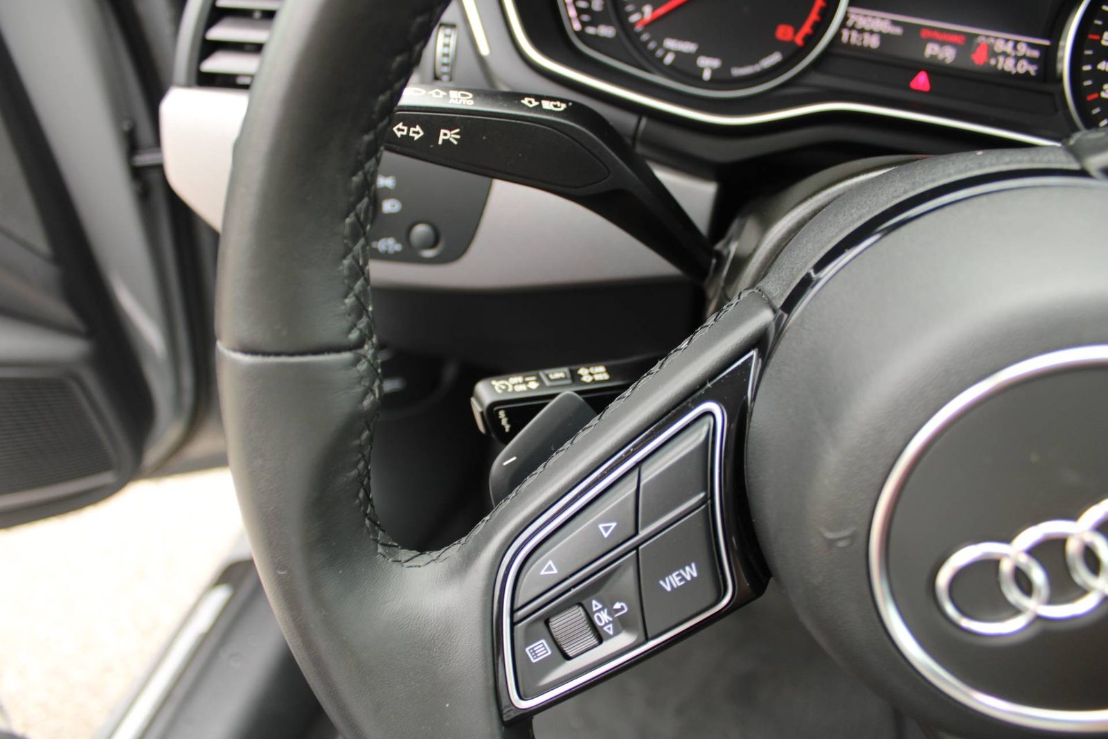 2022 Audi A4 — fotografija 15