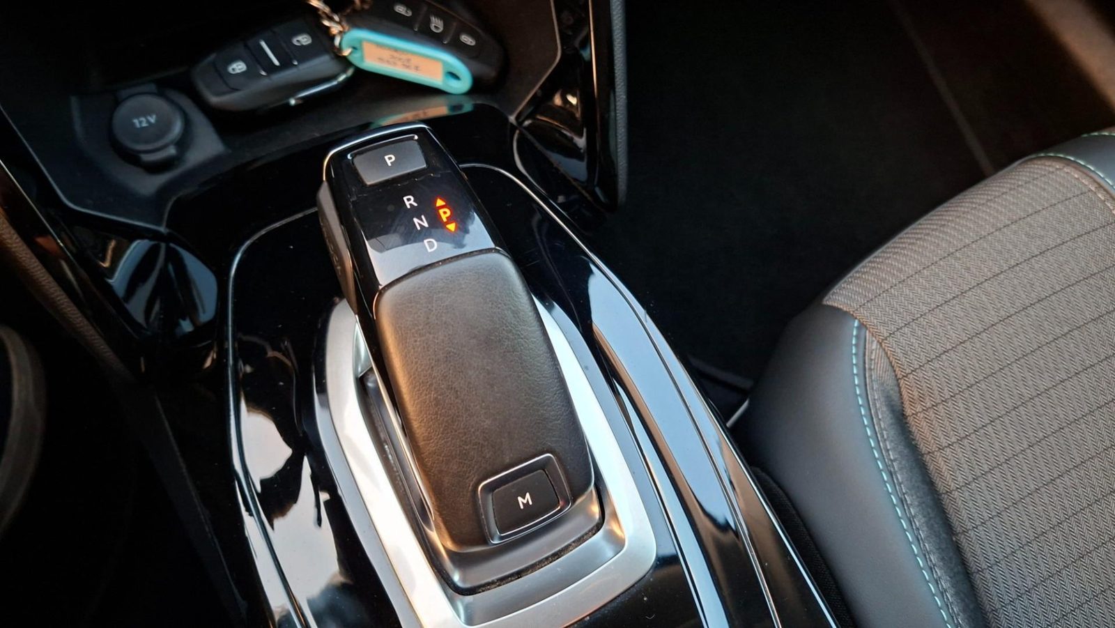 2021 Peugeot 2008 — fotografija 18