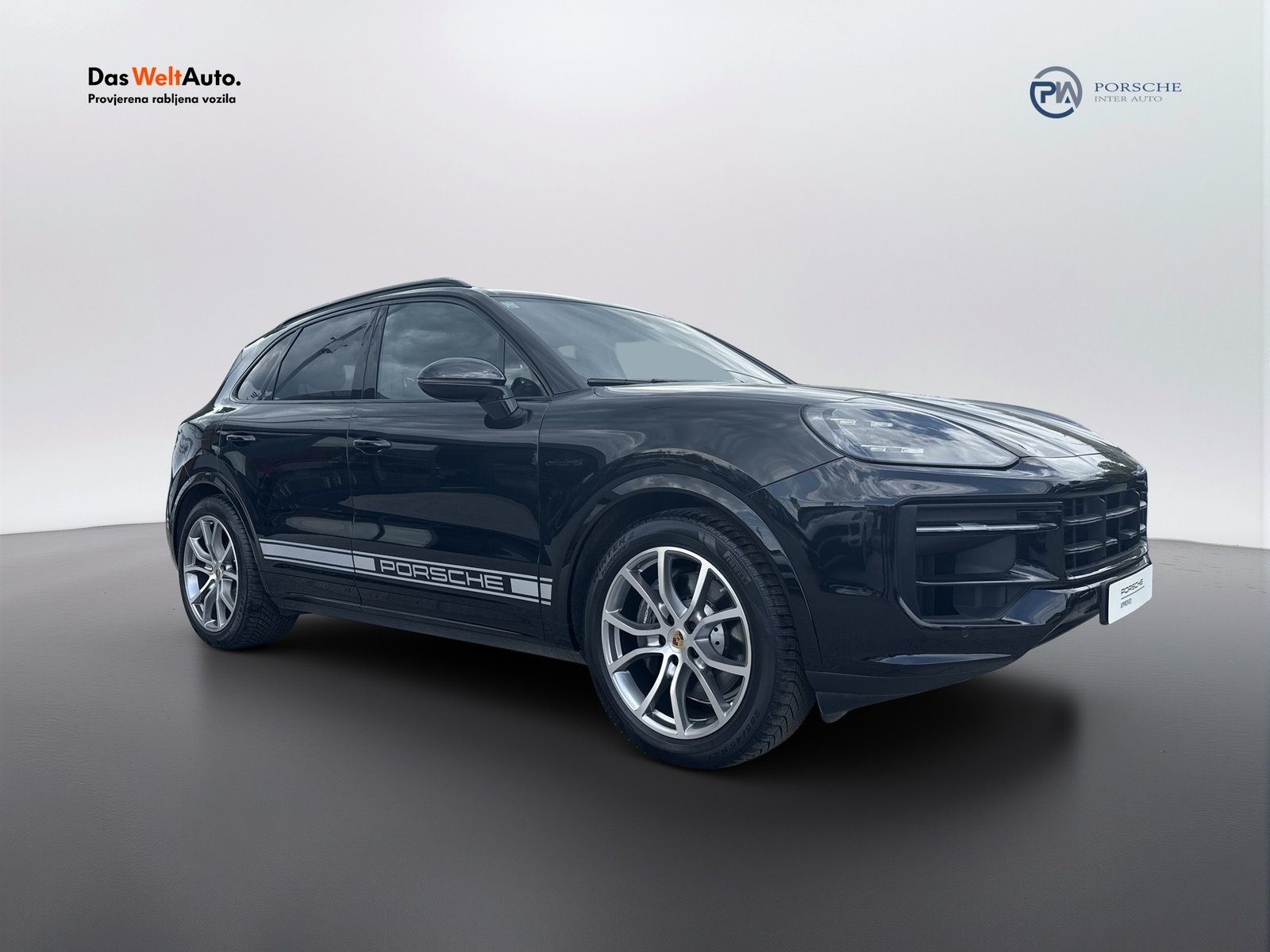 2023 Porsche Cayenne — fotografija 3