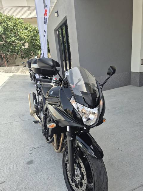 2010 Suzuki GSF650SA Bandit — sličica 8