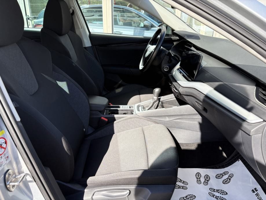 2025 Škoda Octavia — fotografija 15