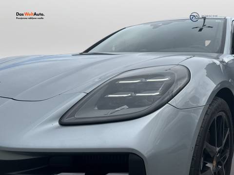 2025 Porsche Panamera — sličica 30