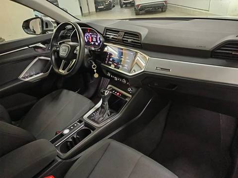 2019 Audi Q3 — sličica 14