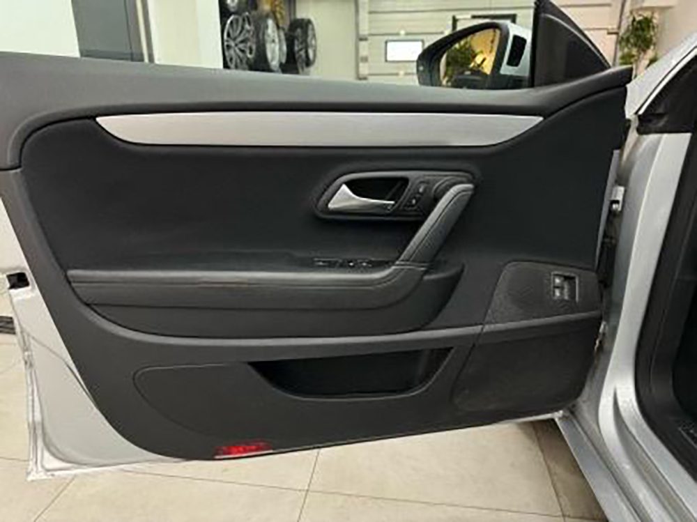 2013 Volkswagen Passat CC — fotografija 5