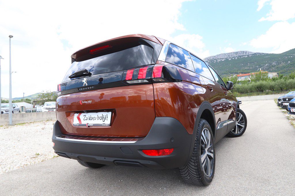 2023 Peugeot 5008 — fotografija 20