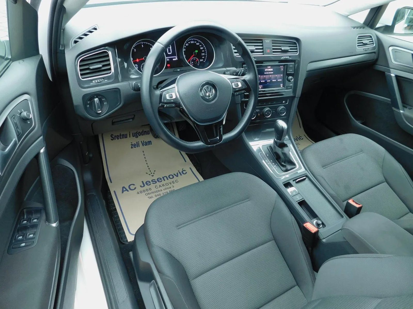 2019 Volkswagen Golf — fotografija 12