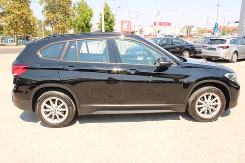 2022 BMW X1 — sličica 4