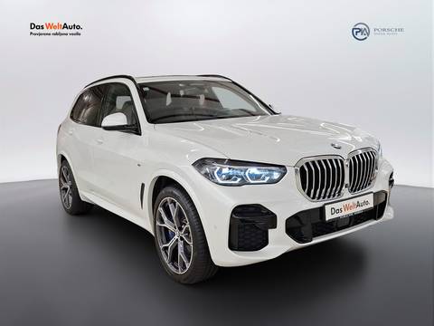 2022 BMW X5 — sličica 3