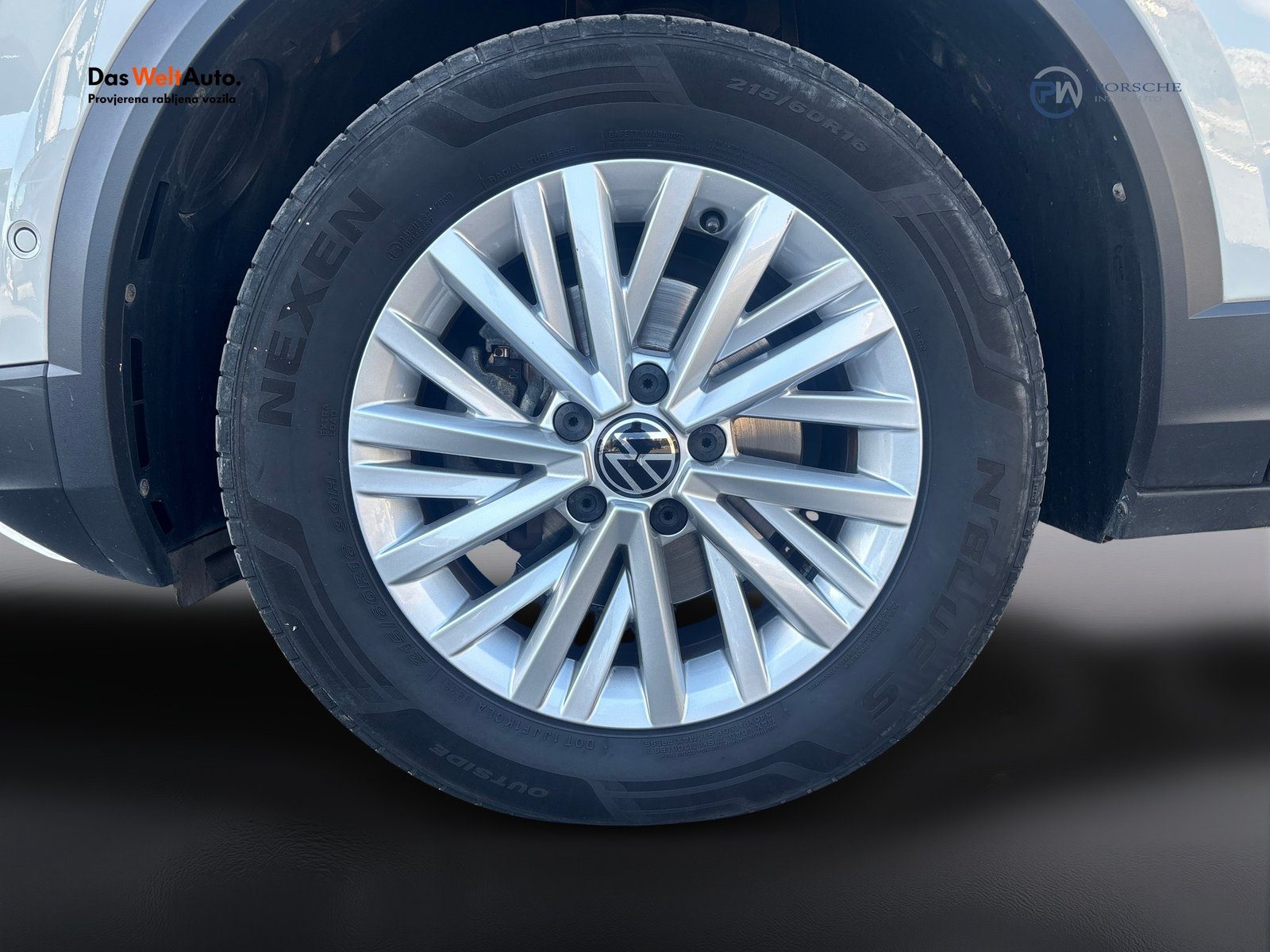 2022 Volkswagen T-Roc — fotografija 26
