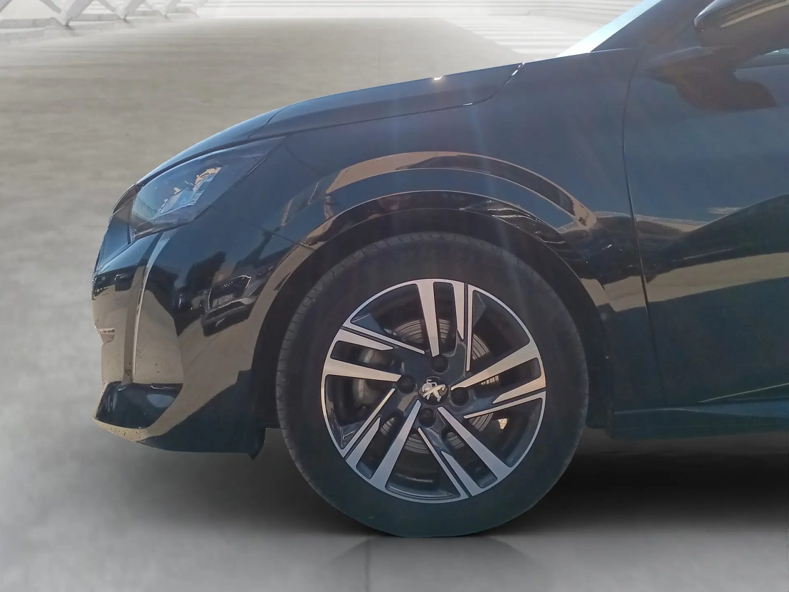 2023 Peugeot 208 — fotografija 14