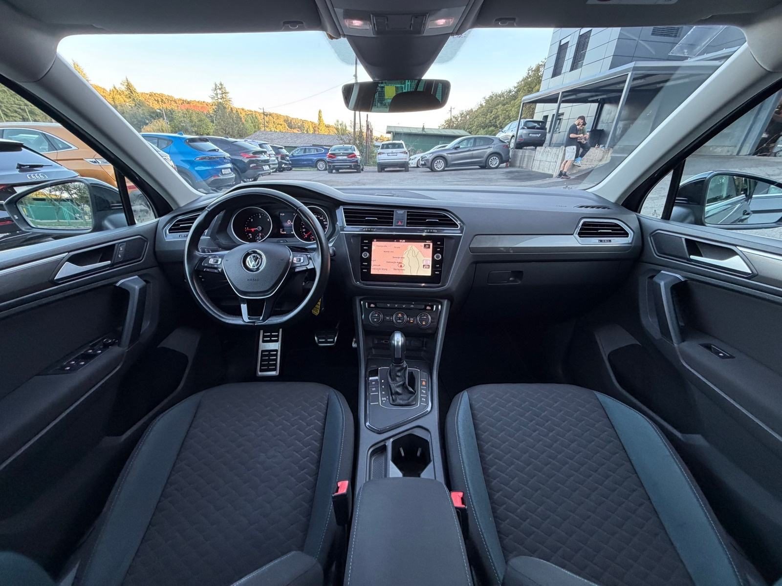 2020 Volkswagen Tiguan — fotografija 8