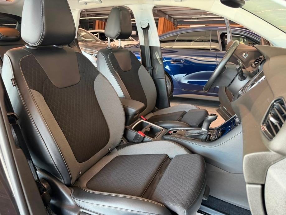2019 Opel Grandland — fotografija 23