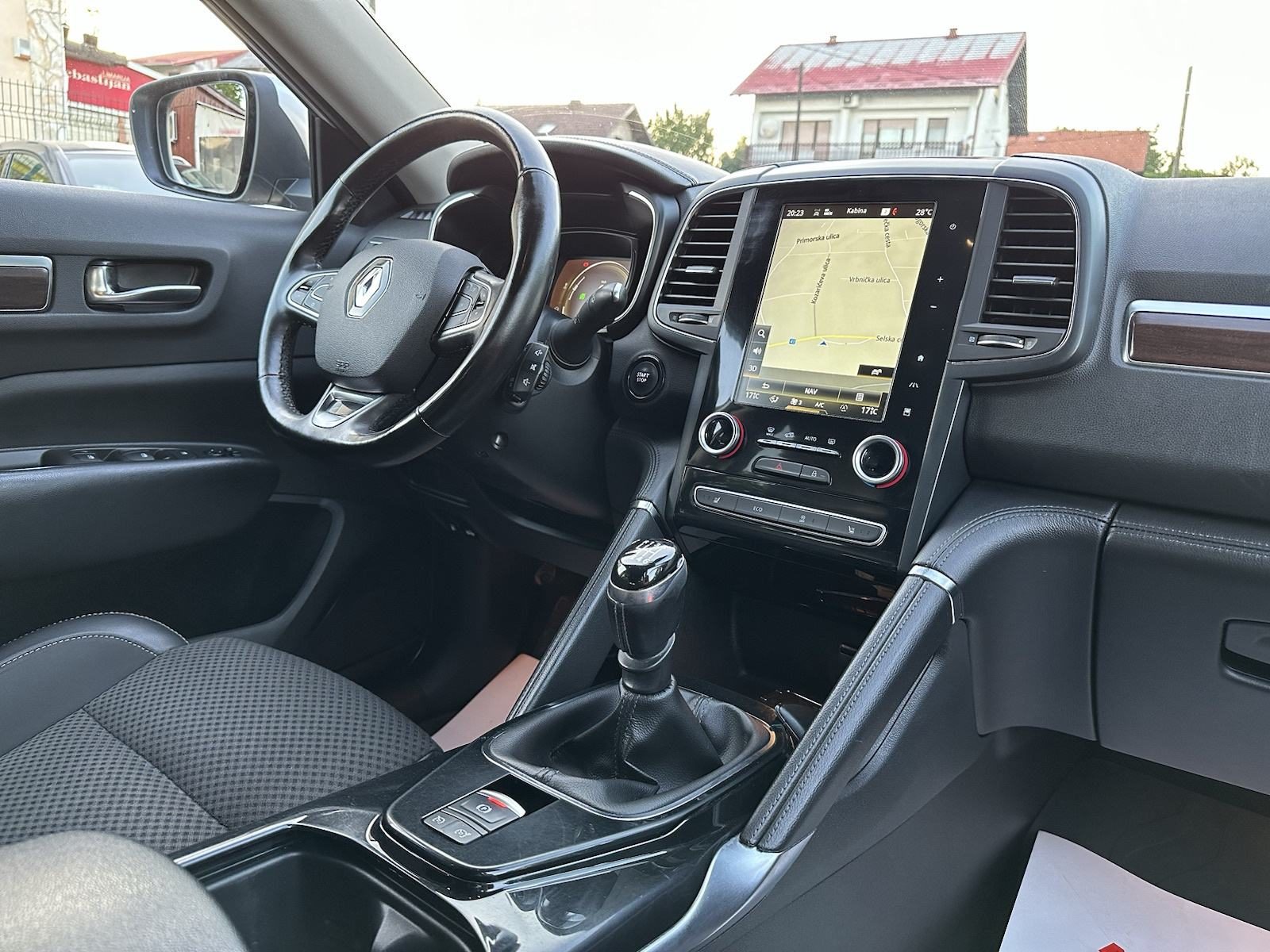 2018 Renault Koleos — fotografija 14