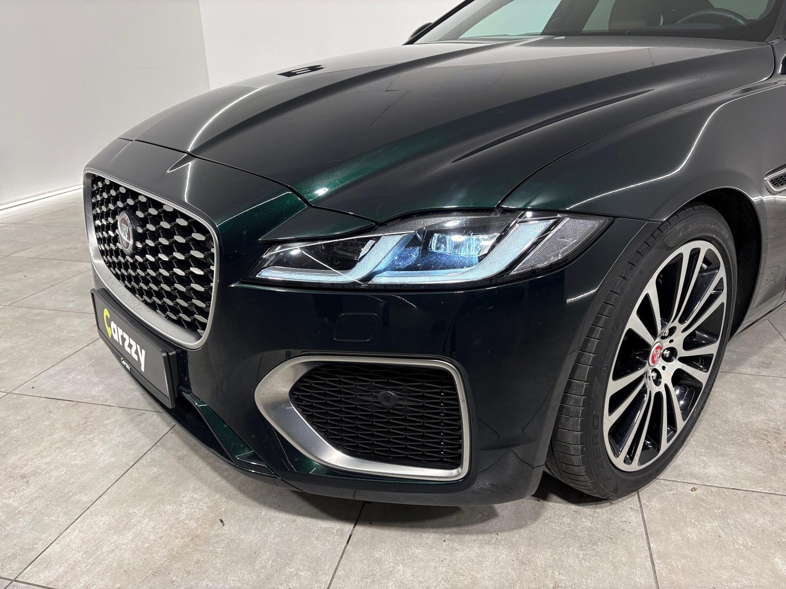 2022 Jaguar XF — fotografija 10