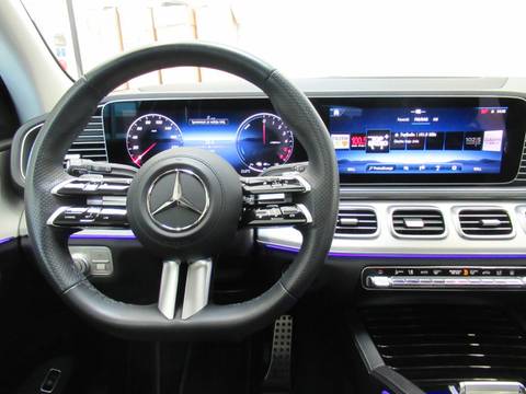 2025 Mercedes-Benz GLE — sličica 15