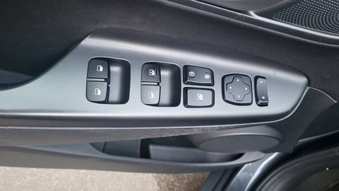 2018 Hyundai Kona — sličica 17