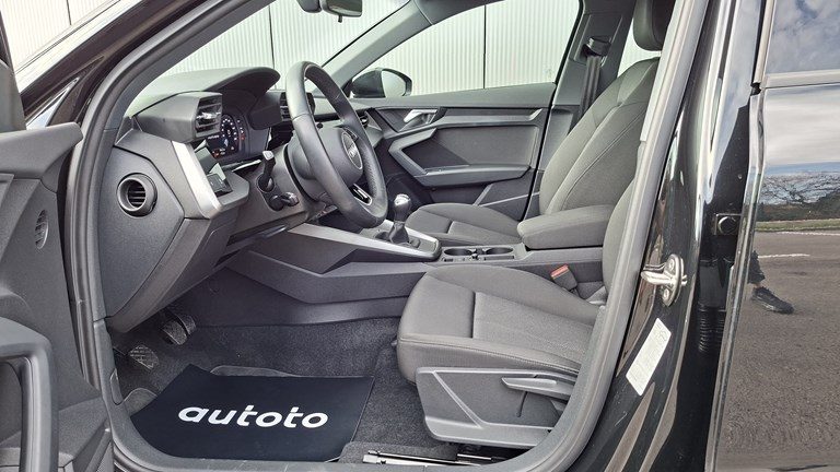 2023 Audi A3 — fotografija 6