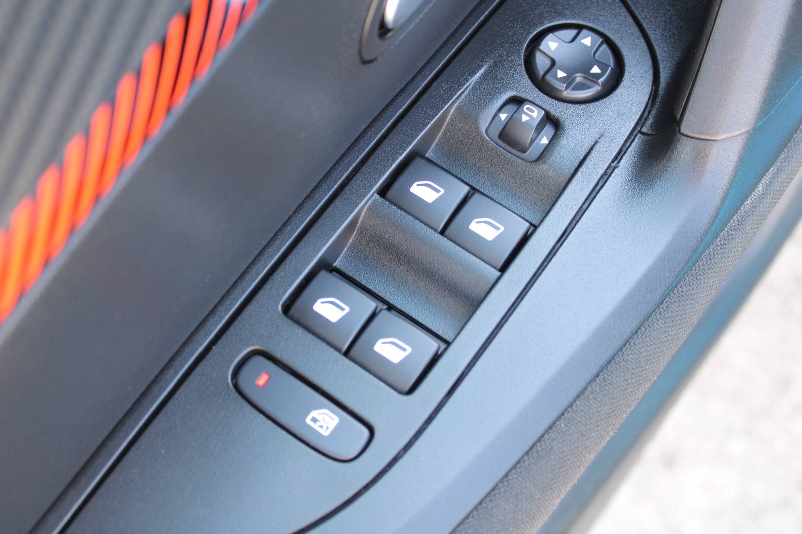 2023 Peugeot 2008 — fotografija 15