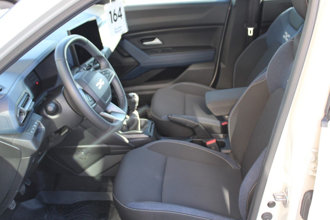 2025 Dacia Duster — fotografija 8