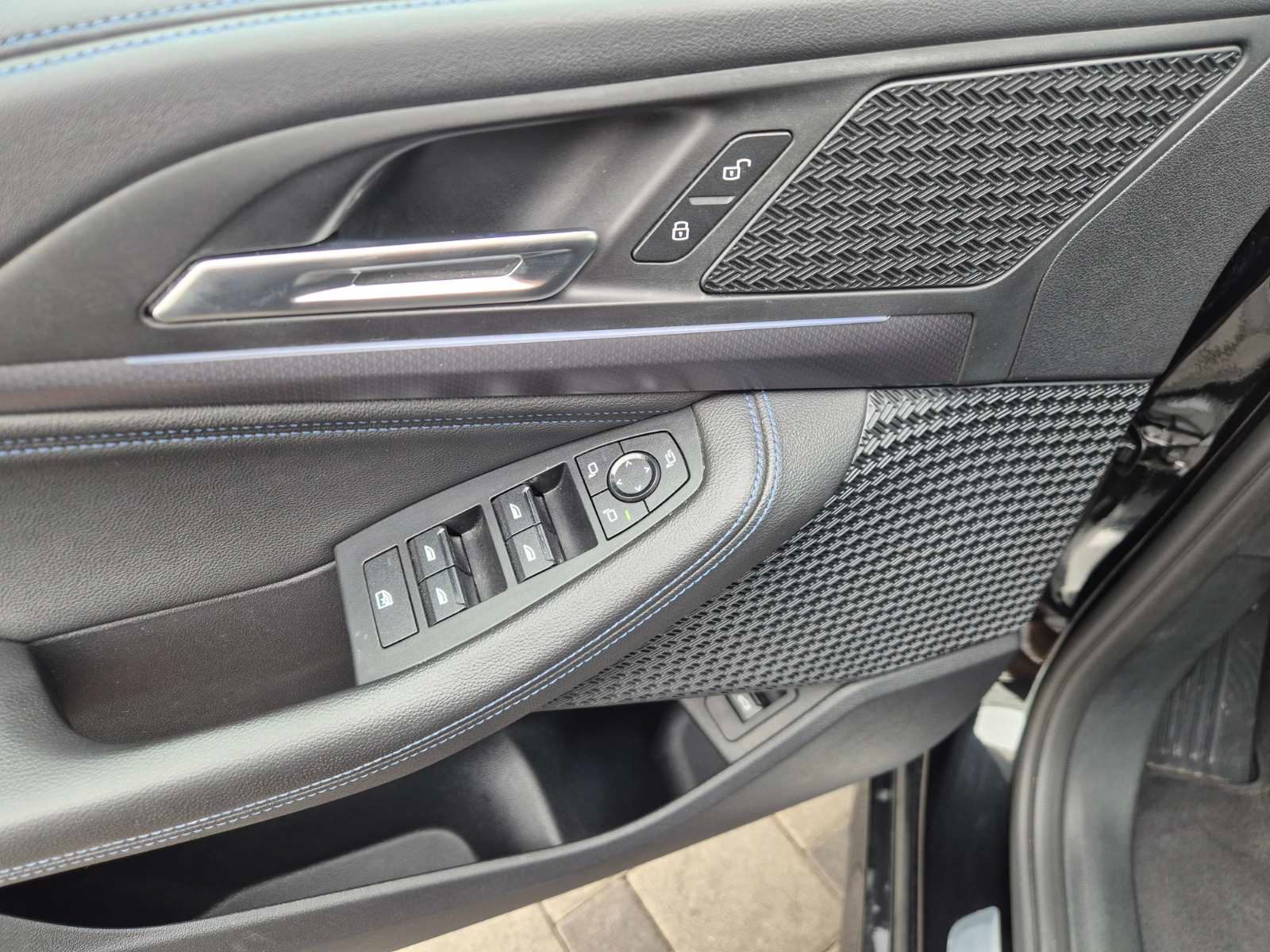2023 BMW Serija 2 M Sport — fotografija 20