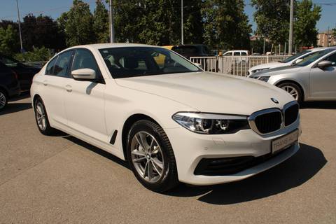 2020 BMW Serija 5 — sličica 3