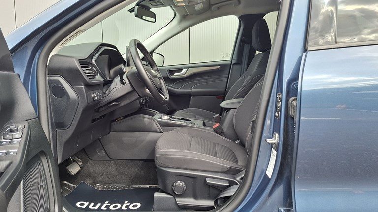 2024 Ford Kuga — fotografija 6